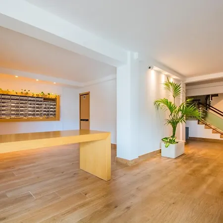 Esmeralda, Pet Friendly, Sea View, Wifi, Near The Beach Apartmán *